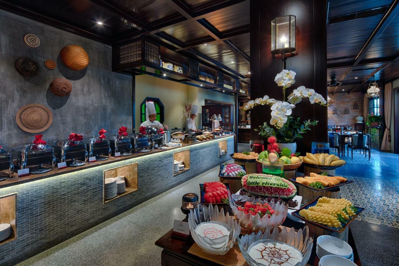 Little Riverside Hoi An . A Luxury Hotel & Spa Exteriör bild The buffet at the restaurant